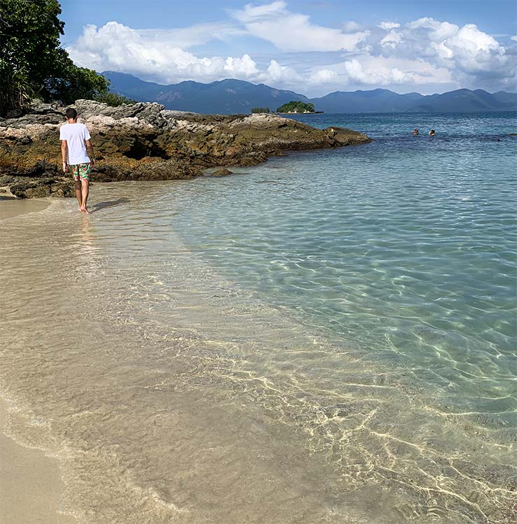 Melhores praias de Angra dos Reis - Cataguases (Foto: Esse Mundo É Nosso)