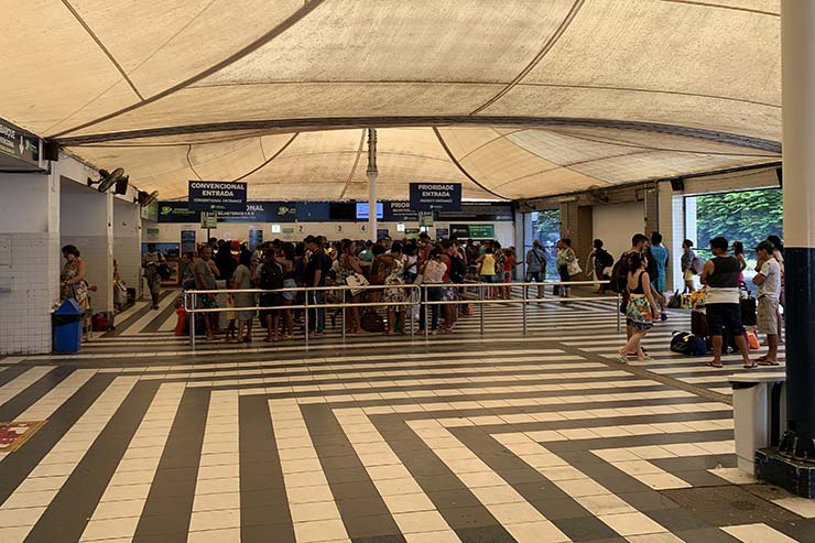 Como ir pra Boipeba: Terminal São Joaquim em Salvador (Foto: Esse Mundo É Nosso)