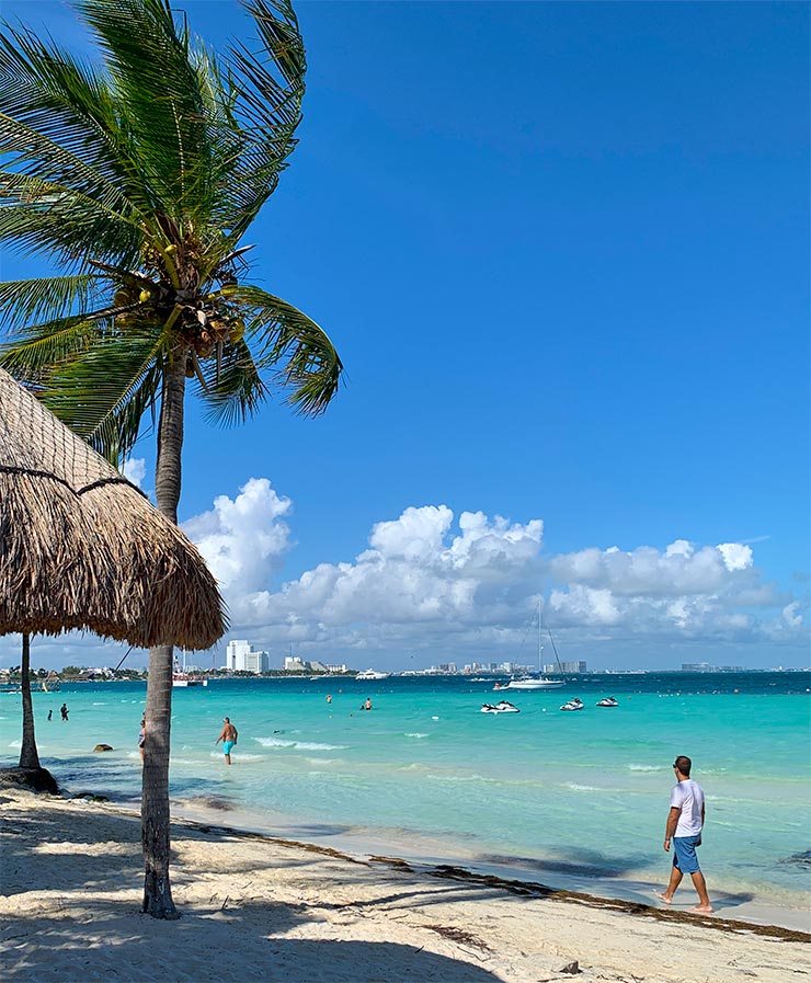 Quanto custa viajar pra Cancún e pra Playa del Carmen: Playa Caracol em Cancún (Foto: Esse Mundo é Nosso)