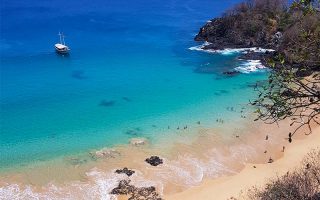 Baía do Sancho: melhor praia do mundo (Foto: Esse Mundo É Nosso)