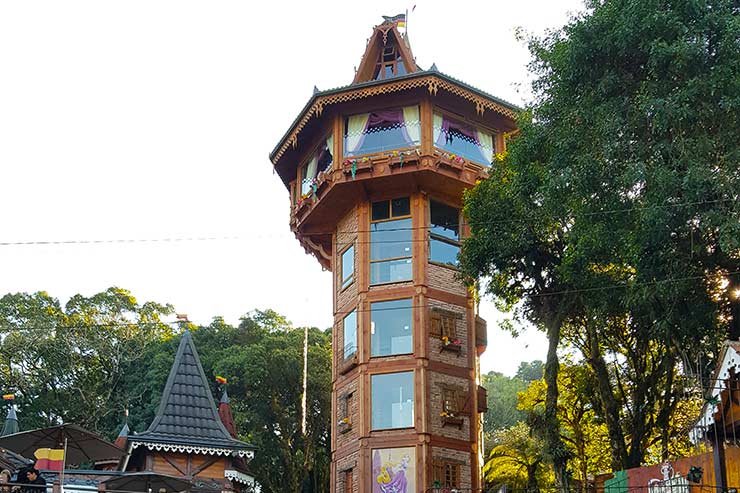 Torre da Rapunzel no Alemanha Encantada (Foto: Esse Mundo É Nosso)