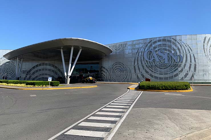 Estacionamento e entrada do Cassino de Buenos Aires em Puerto Madero