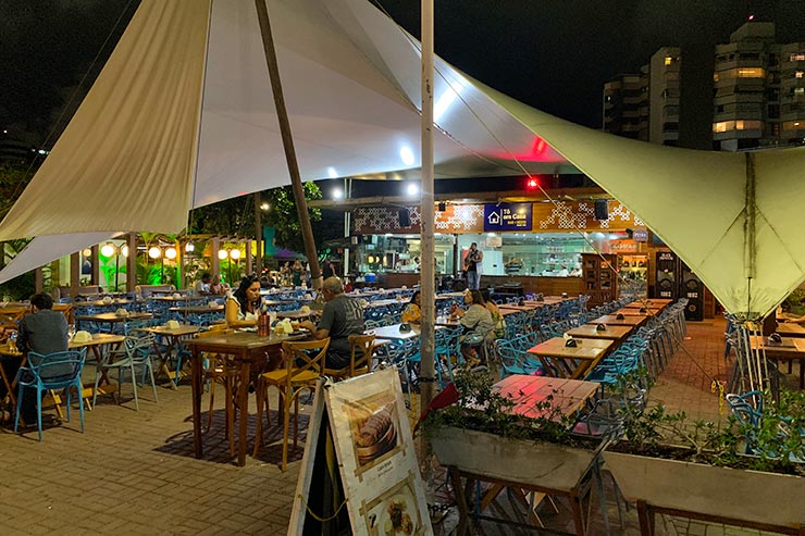 Motivos para viajar para Salvador: Restaurante na Vila Caramuru, no Rio Vermelho (Foto: Esse Mundo é Nosso)