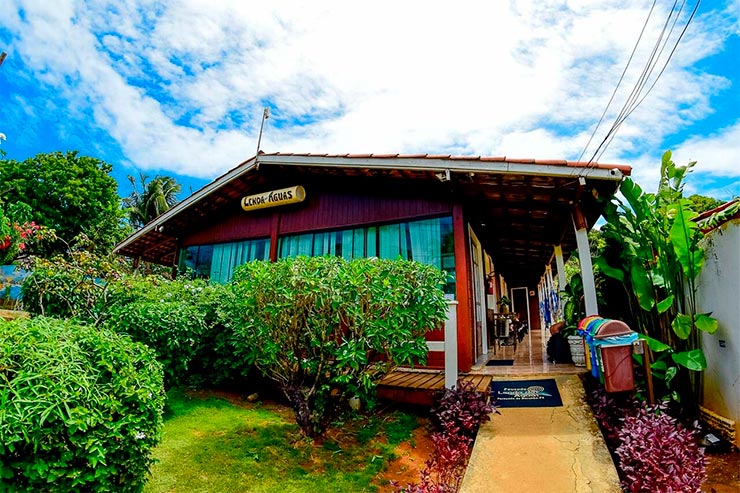 Entrada da Lenda das Águas em Noronha (Foto: Reprodução/Booking)