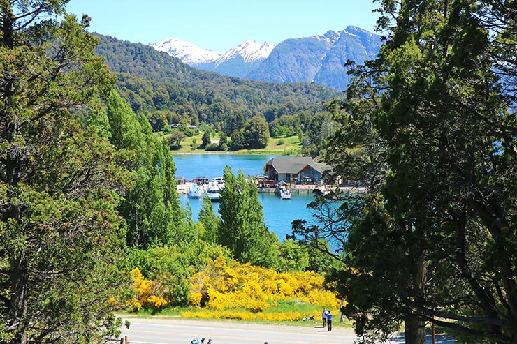 Bariloche no verão: Vista da Capilla San Eduardo (Foto: Esse Mundo é Nosso)