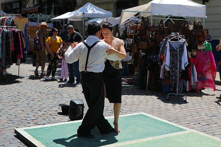 Quanto custa viajar pra Buenos Aires: Feira de San Telmo (Foto: Esse Mundo é Nosso)