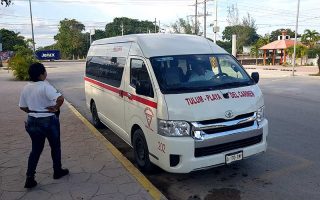 Como ir para Tulum: Van saindo de Playa del Carmen