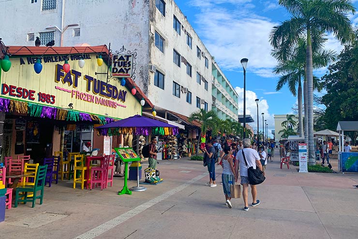 O que fazer em Cozumel: Bares e restaurantes no centrinho (Foto: Esse Mundo é Nosso)