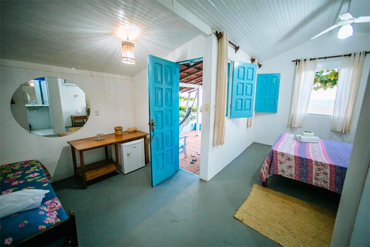 Quarto da pousada Luar das Águas, em Boipeba (Foto: Divulgação)