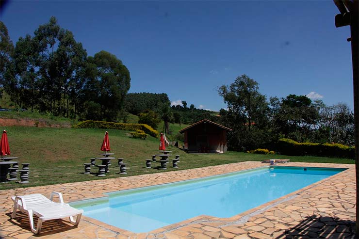 Piscina da Pousada ecológica Rio do Peixe (Foto: Divulgação)