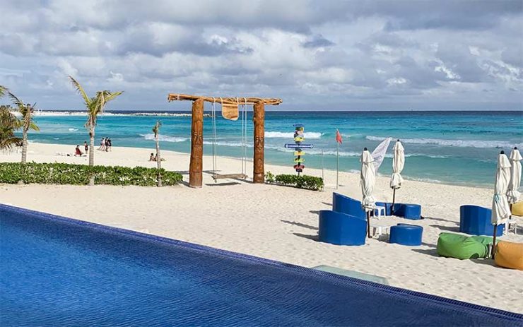 Hotel na praia em Cancún com pensão completa, meia pensão ou apenas café