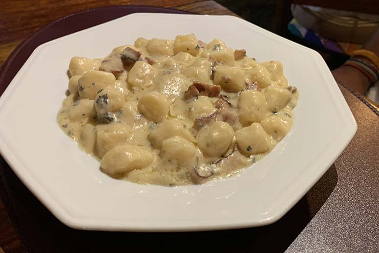 Onde comer em Boipeba: Nhoque com molho de gorgonzola do restaurante Varanda (Foto: Esse Mundo é Nosso)