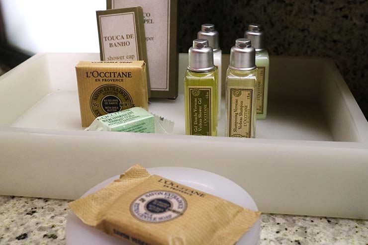 Amenities de hotel da marca L'Occitane