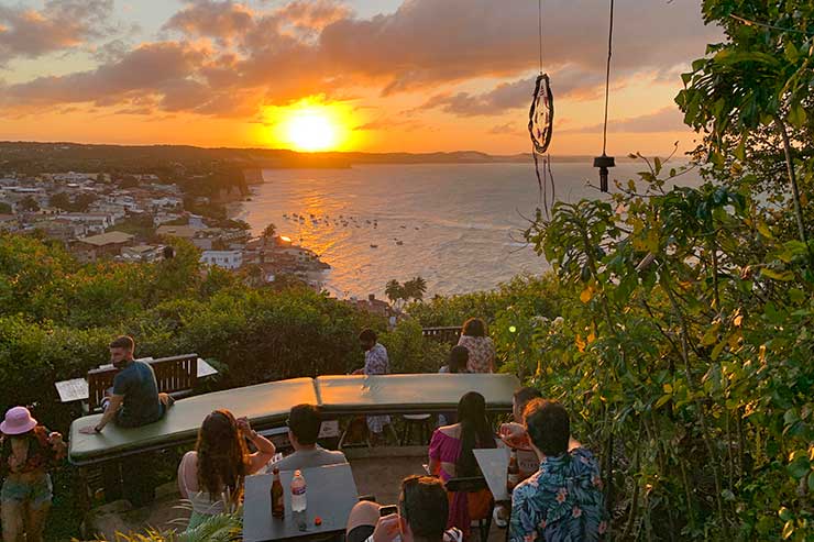 Restaurantes em Pipa: Pôr do sol no Mirante Sunset Bar