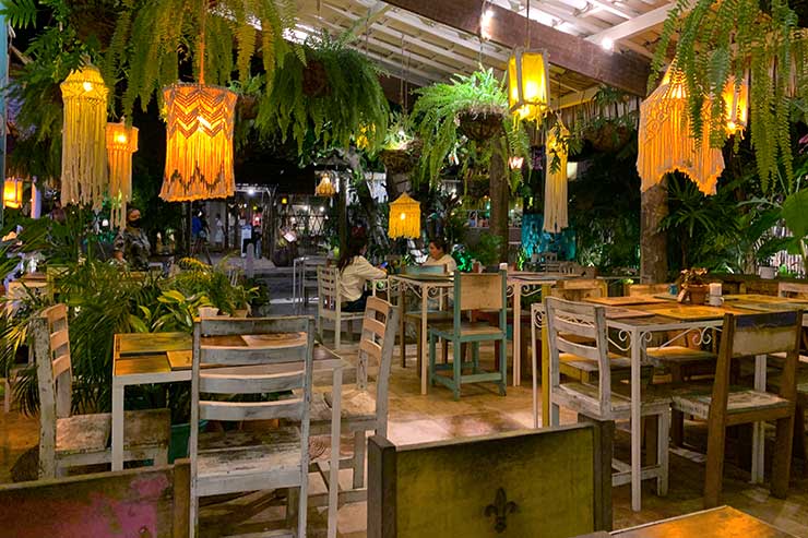 Restaurantes em São Miguel do Gostoso: Área interna do Palmira