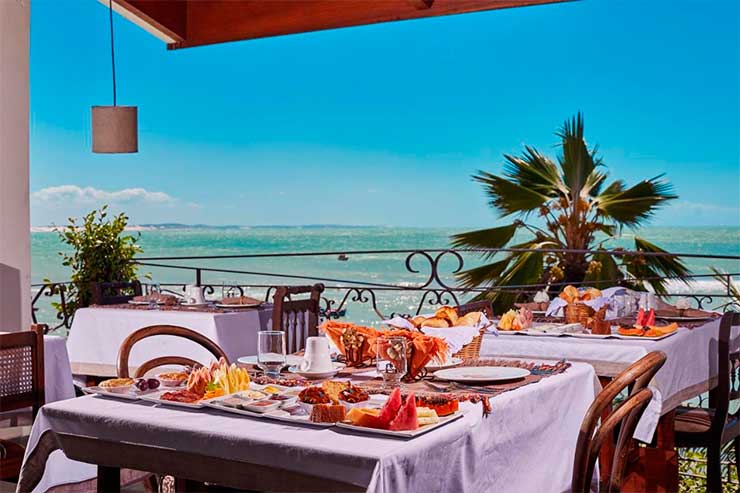 Pousadas em Pipa à beira-mar: Café da manhã da Marlin's com vista para o mar