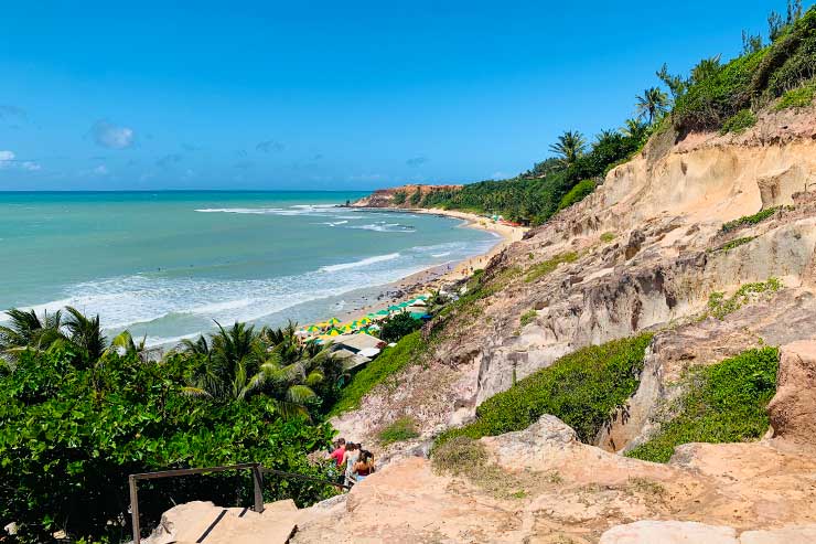 Vista de cima da Praia do Amor