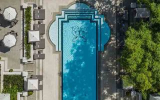 Piscina do Palácio Tangará em SP