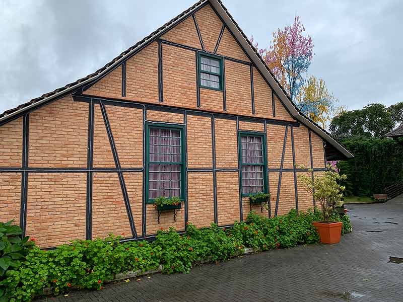 Casa construída na técnica Enxaimel em Pomerode