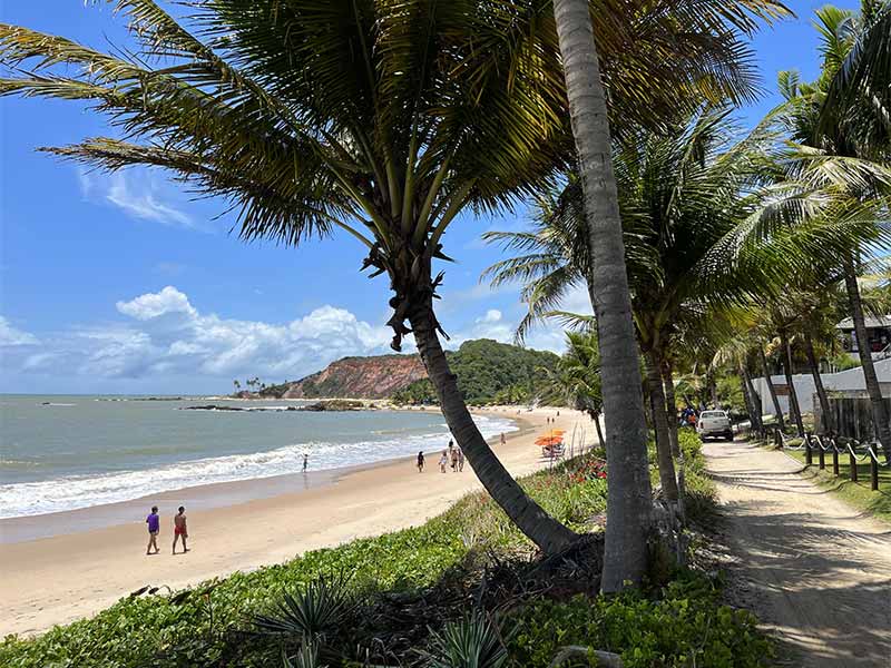 Ruazinha de acesso à Praia de Tabatinga II, na Paraíba