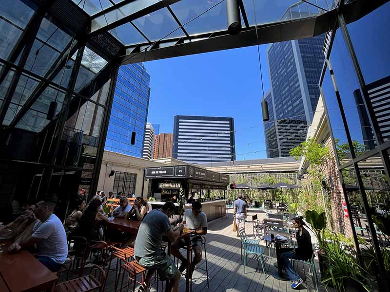 Novo mercado em Buenos Aires, rooftop do Mercado de los Carruajes