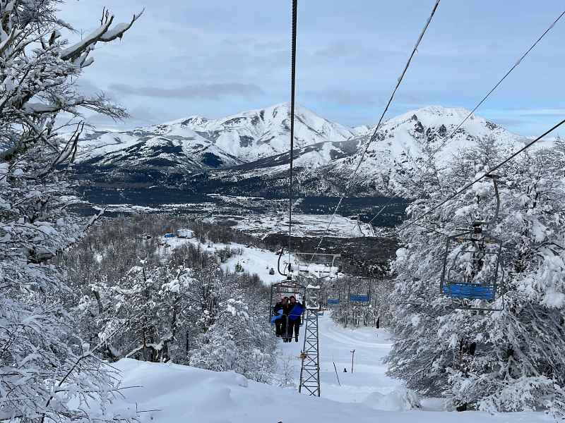 Teleférico em Piedras Blancas com vista para Bariloche