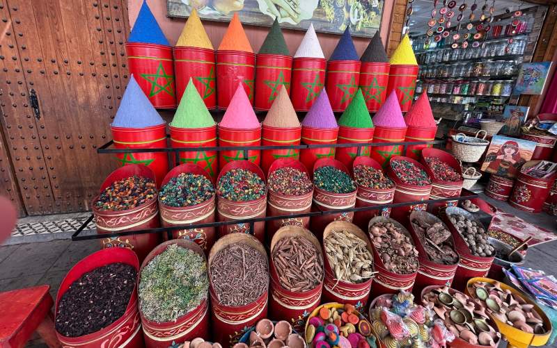 Cheiros, temperos e cores da Medina de Marrakech, no Marrocos
