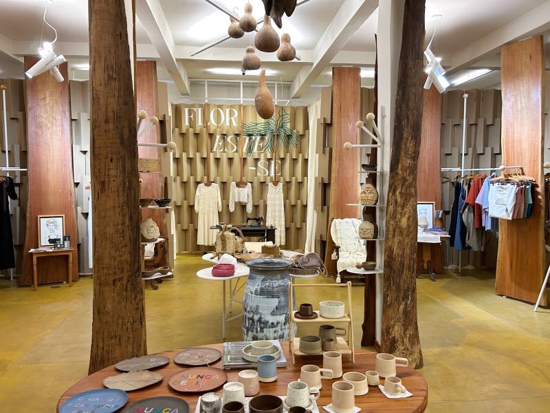 Floresta Galeria, dica de o que fazer em Cunha, com cerâmicas e roupas