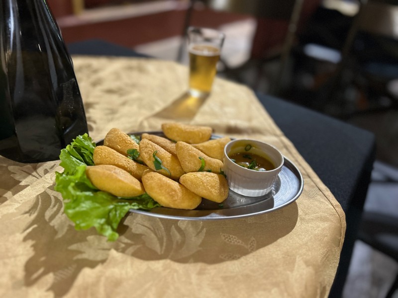Pastéis de angu do Caipirão, dica de onde comer em Diamantina
