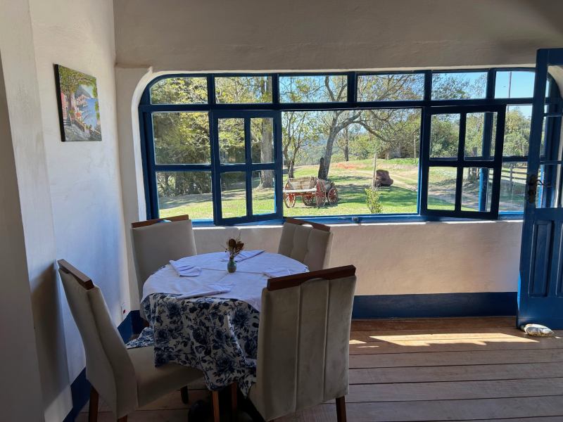 Área interna do Terruá, dica entre os restaurantes em Cunha