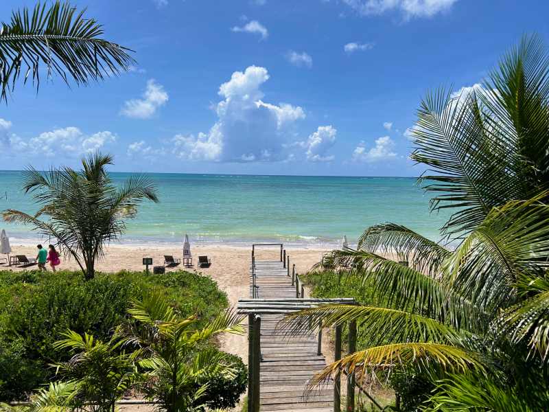 Passarela da Pousada Wassu que dá acesso à Praia do Toque