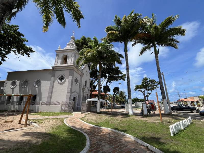 Igreja de São José, dica de o que fazer em São José da Coroa Grande, em dia de sol e céu azul